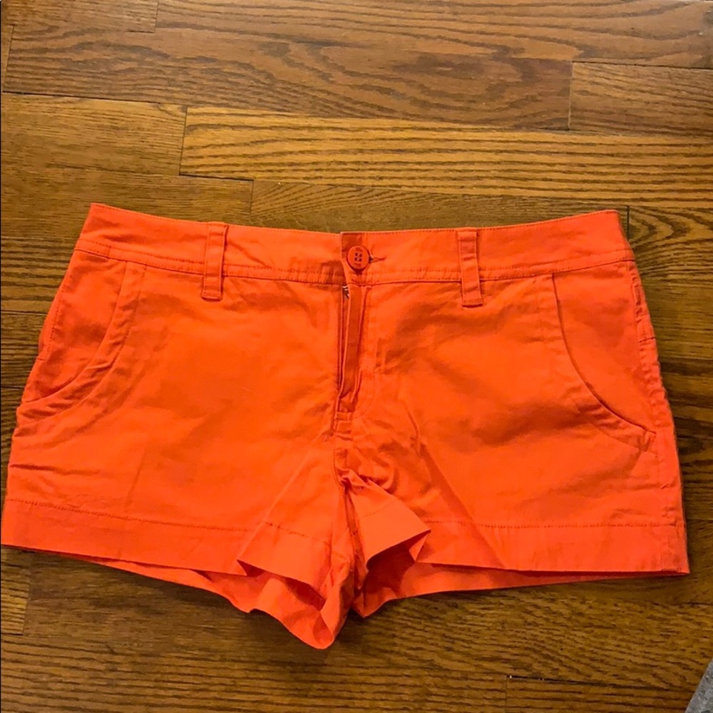 Guess shorts size 28